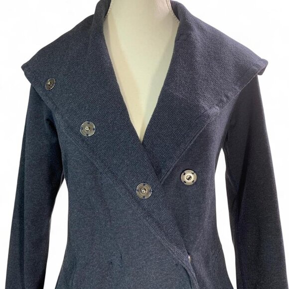 Lululemon Cozy Gratitude Wrap Jacket - Chic Dark Gray Layer for Athleisure & Cas - Picture 5 of 6